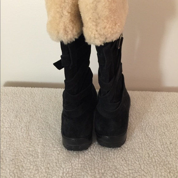 Coach Boots - Picture 2 of 7